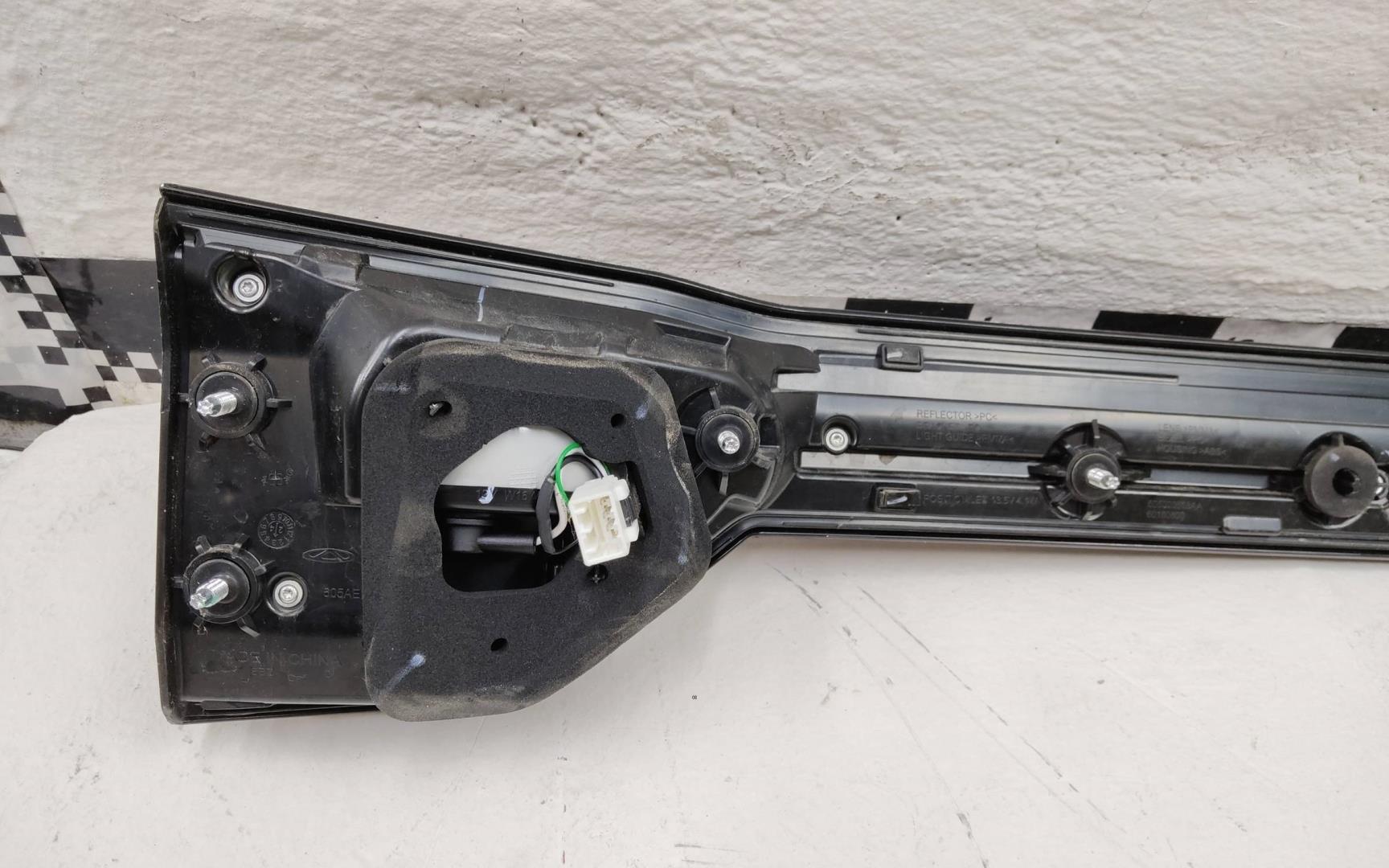 Фонарь задний