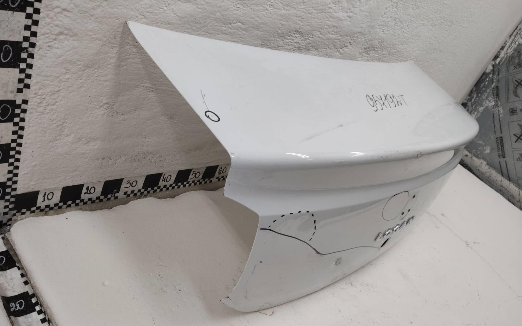 Крышка багажника