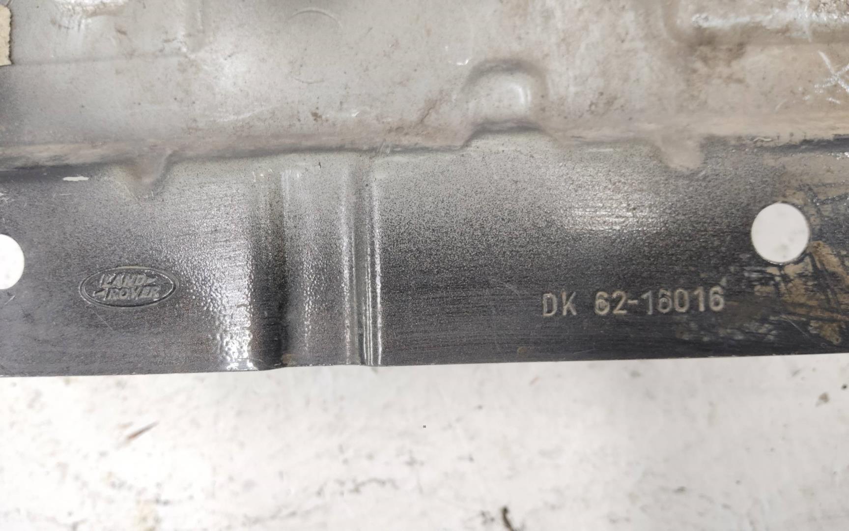 Крыло переднее левое