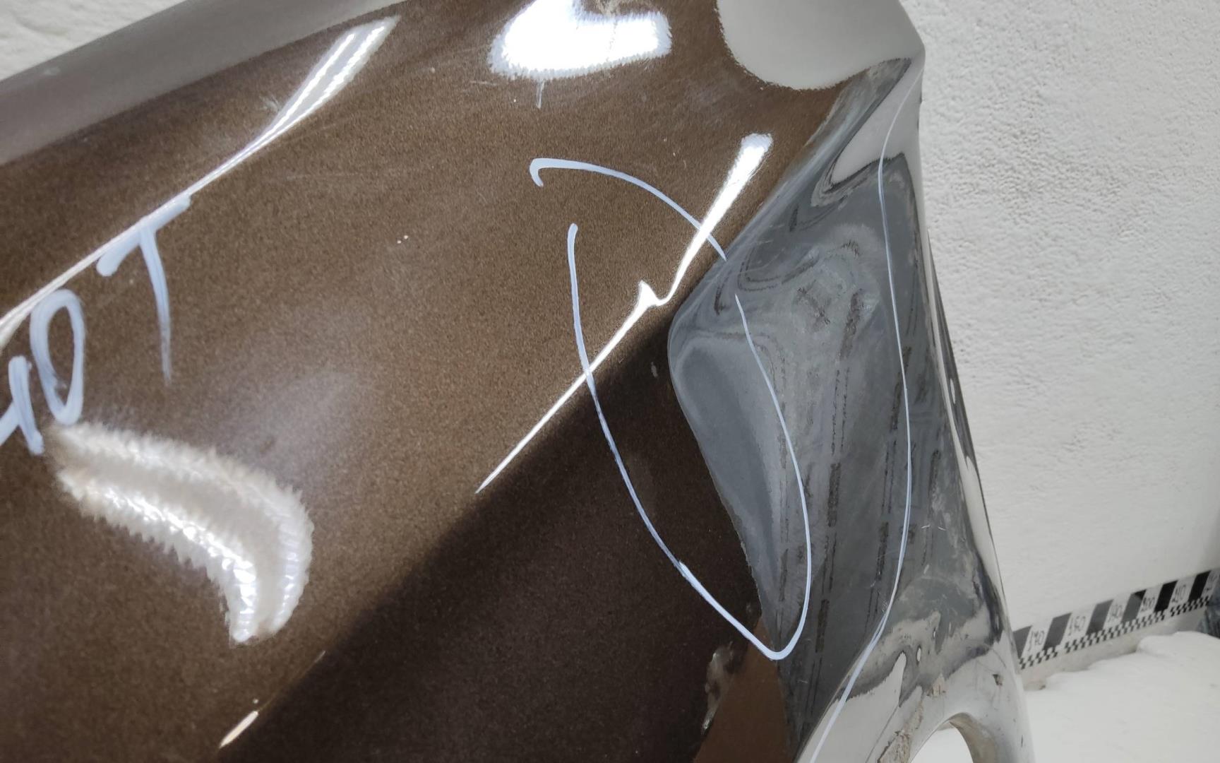 Крыло переднее левое