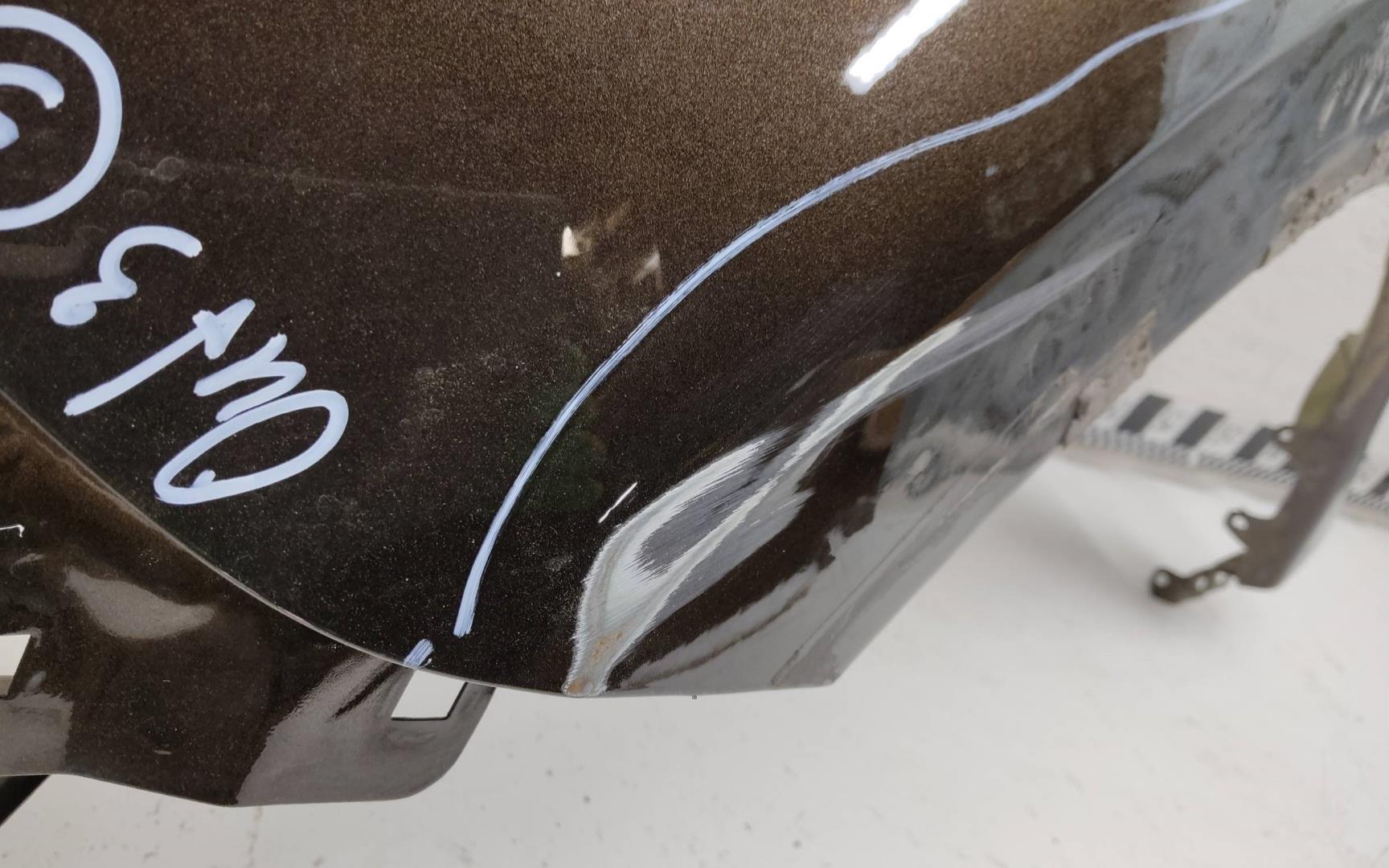 Крыло переднее левое