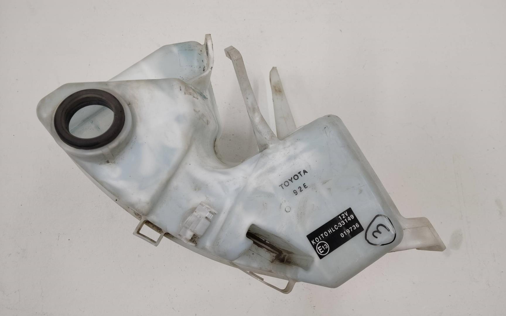 Бачок омывателя лобового стекла