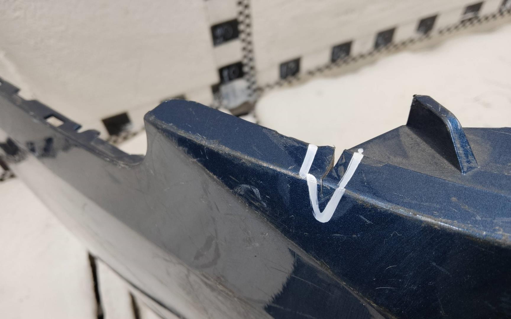 Бампер задний