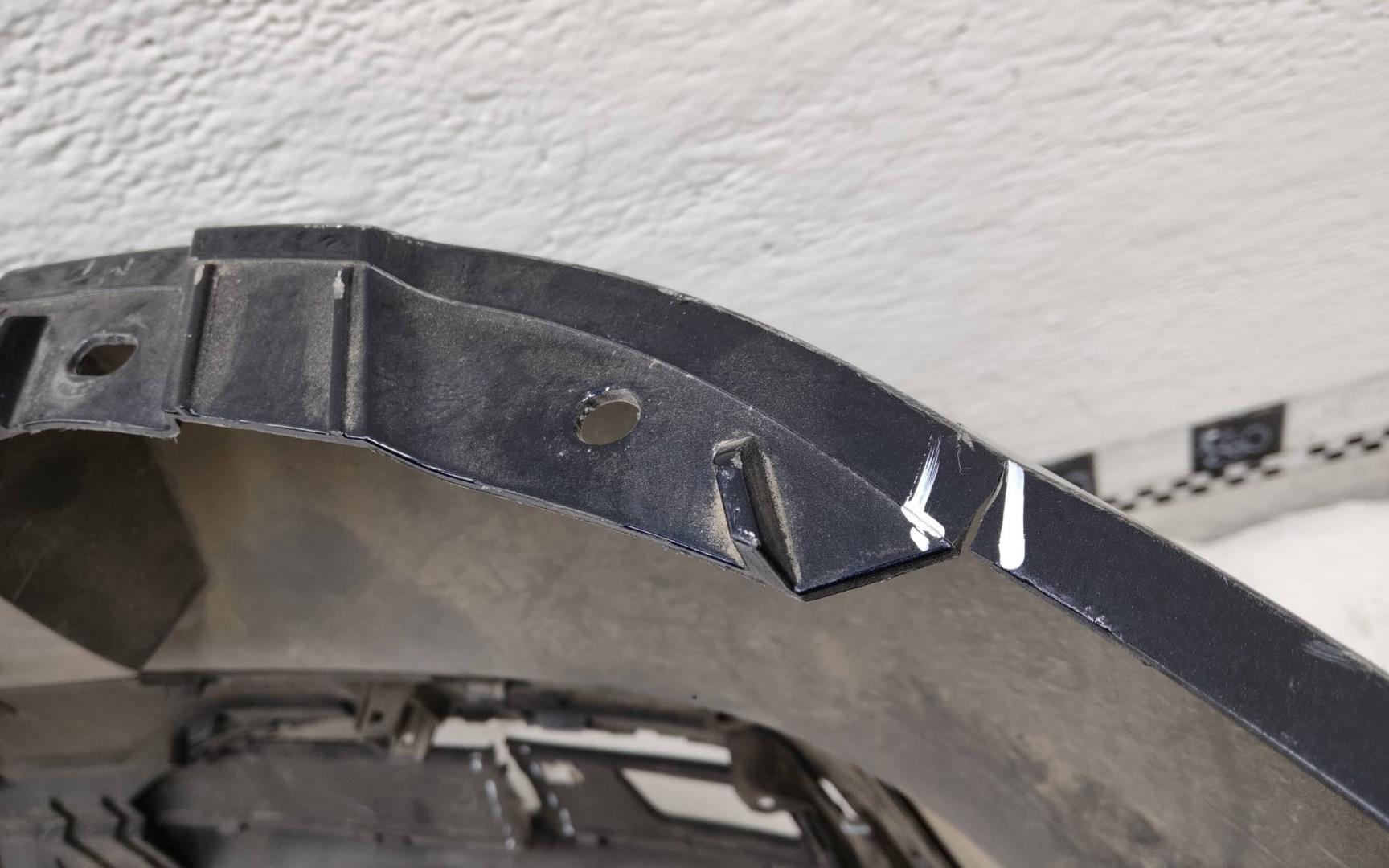 Бампер задний