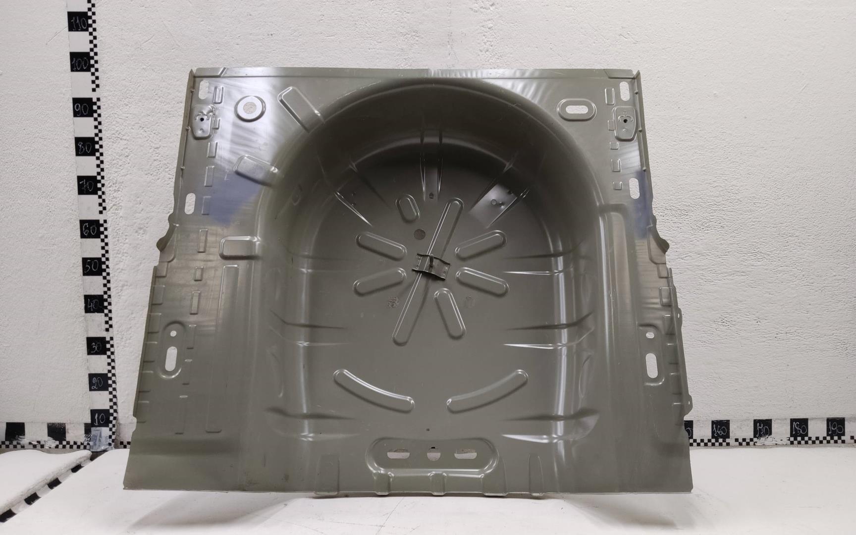 Пол багажника