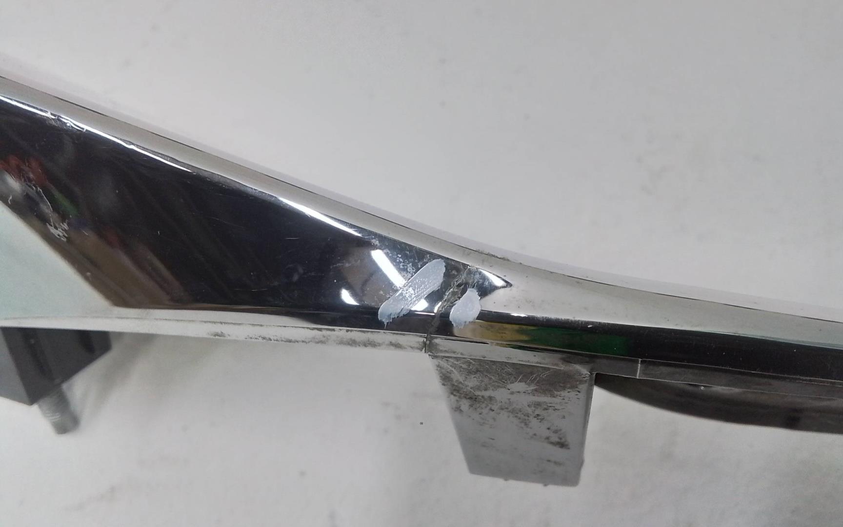 Накладка двери багажника