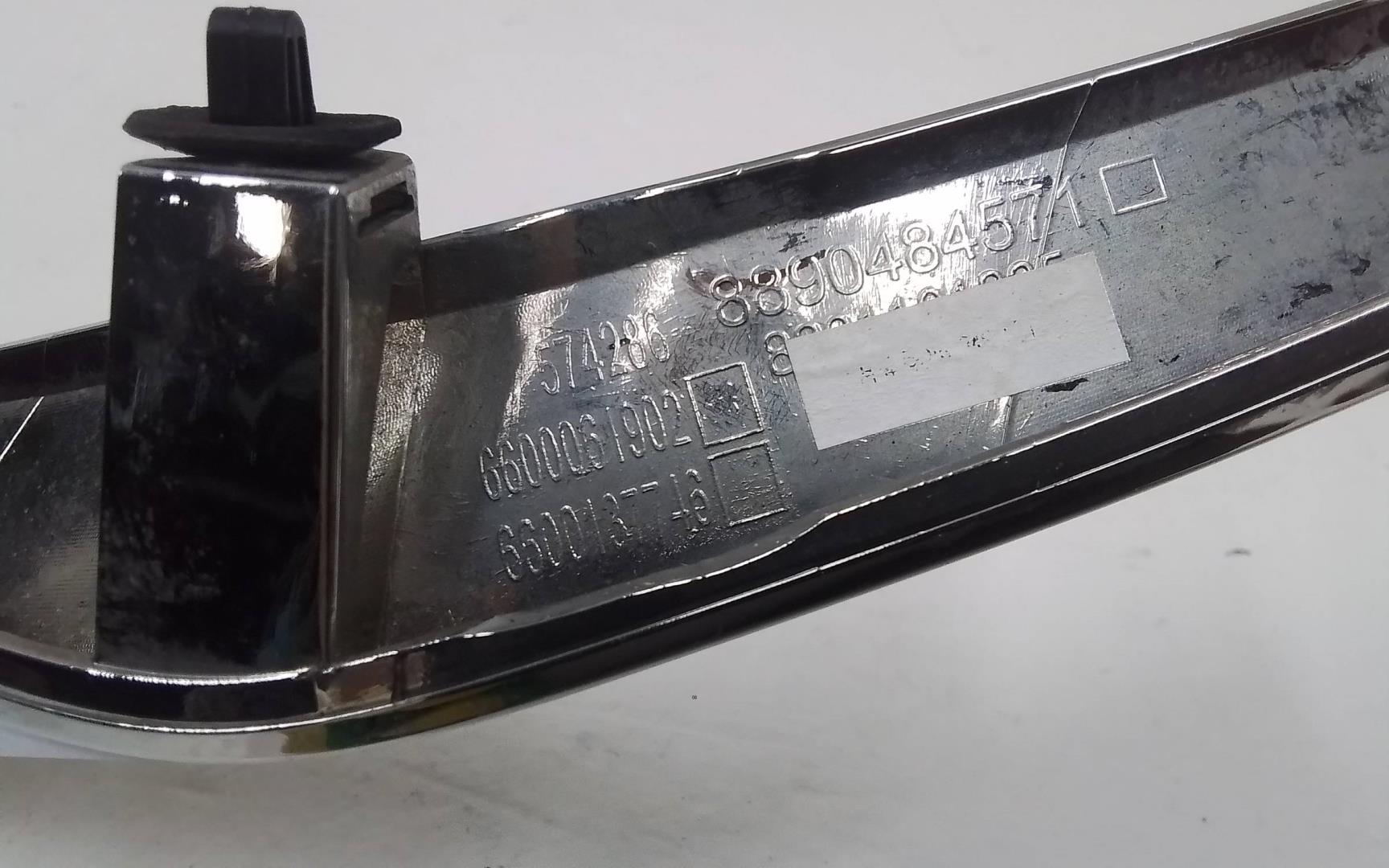 Накладка двери багажника