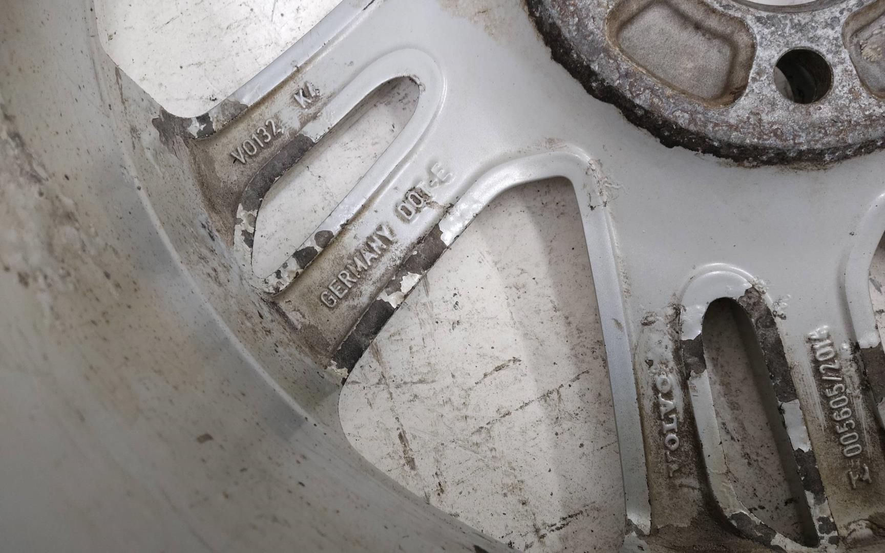 Диск колесный литой легкий сплав