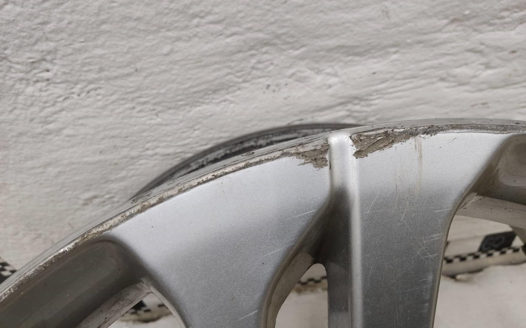 Диск колесный литой легкий сплав