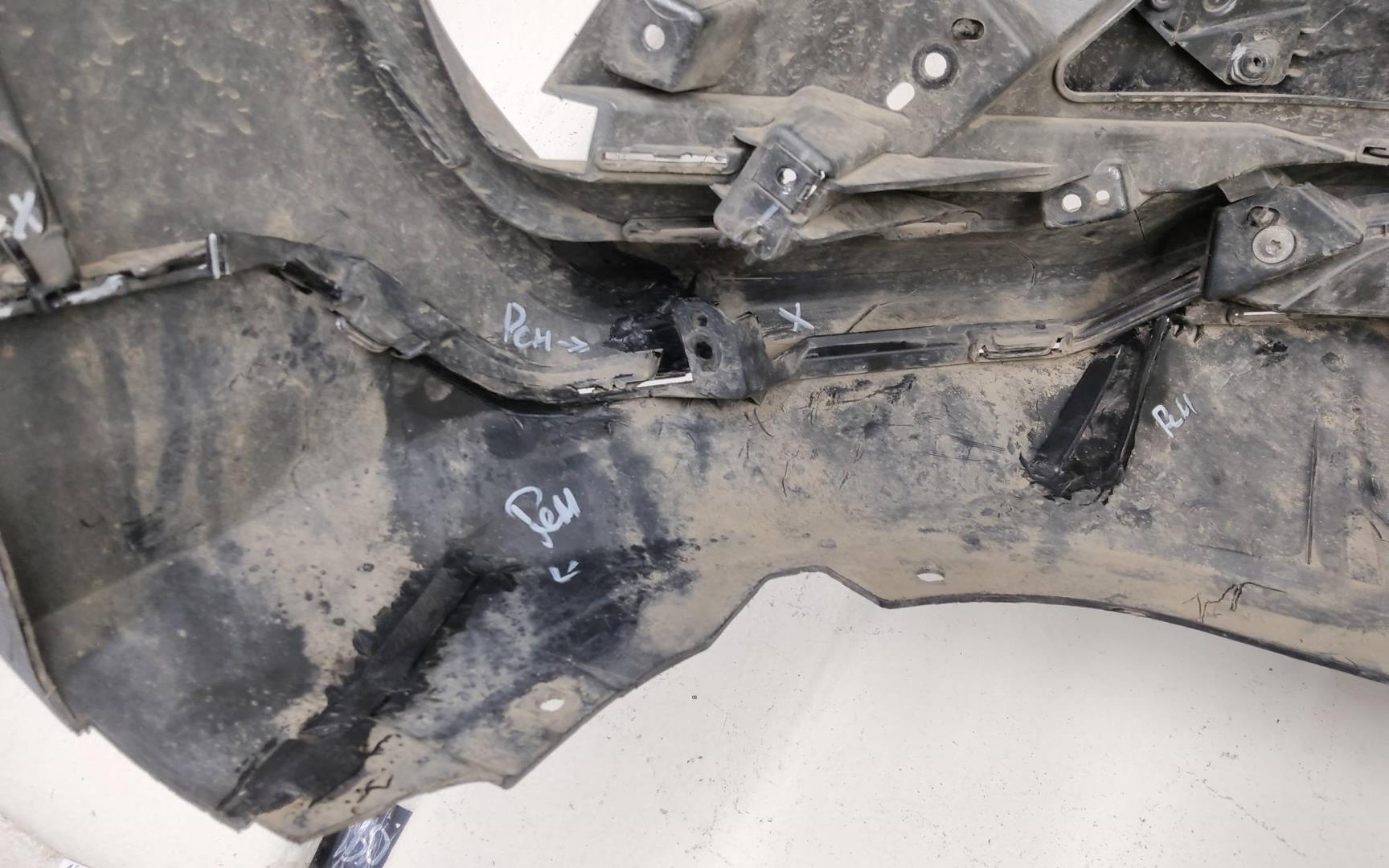 Бампер передний