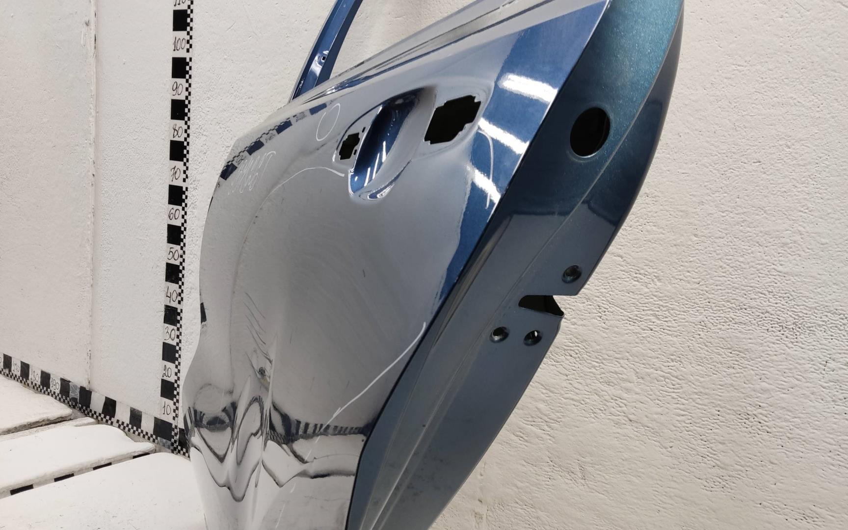 Дверь задняя левая