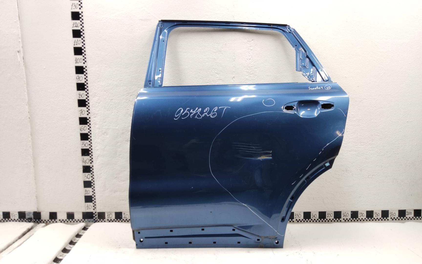 Дверь задняя левая