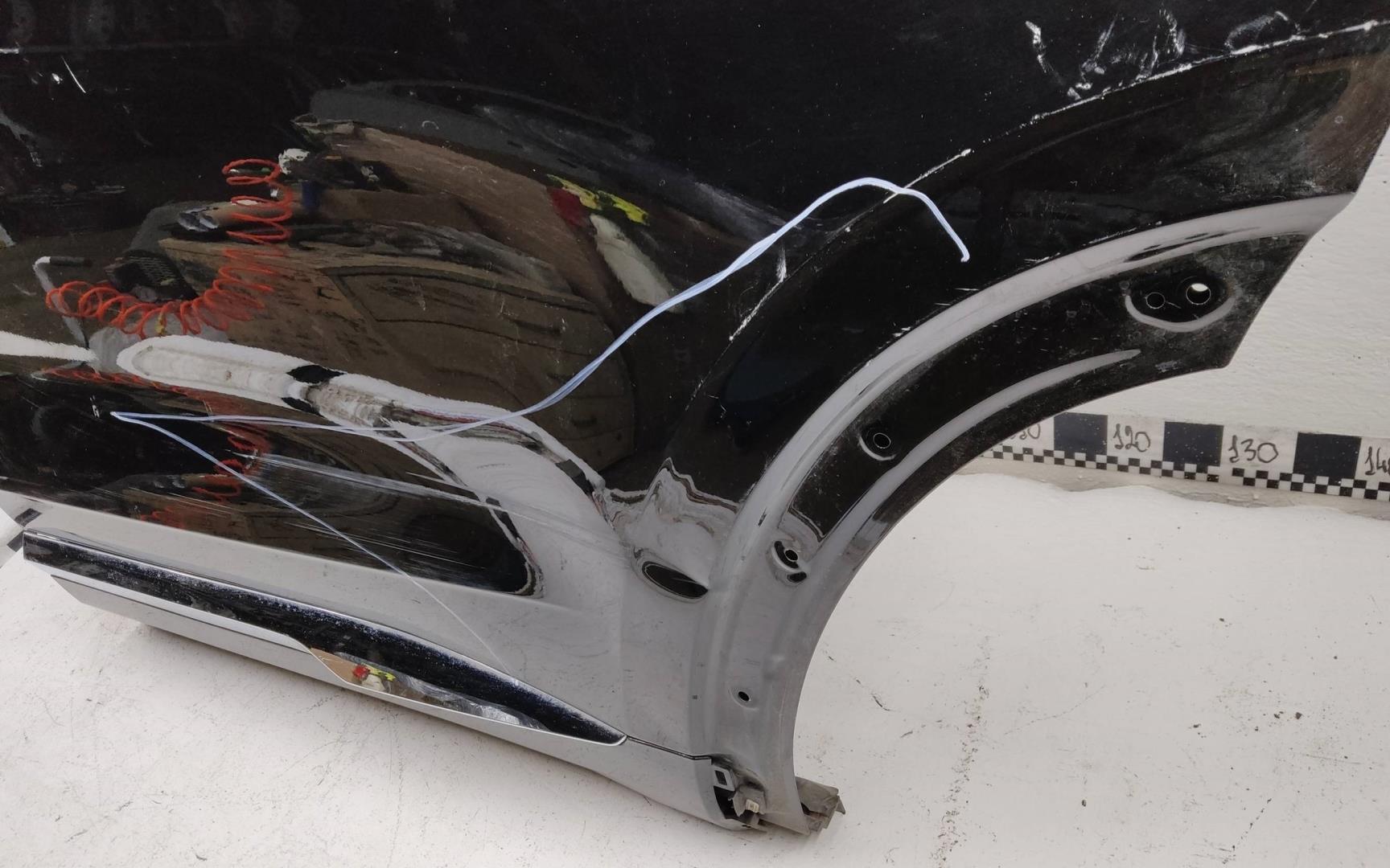 Дверь задняя левая