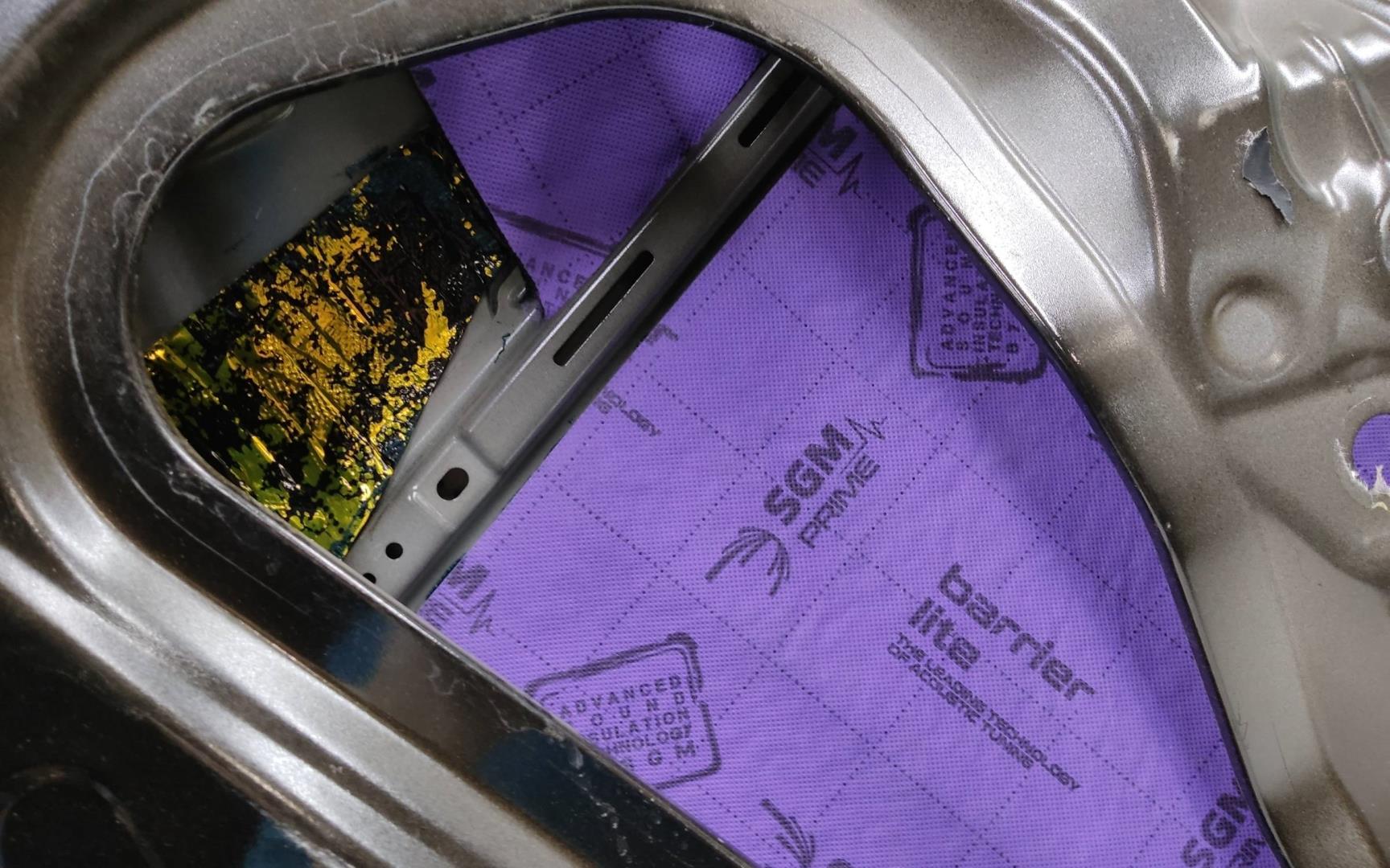 Дверь задняя левая