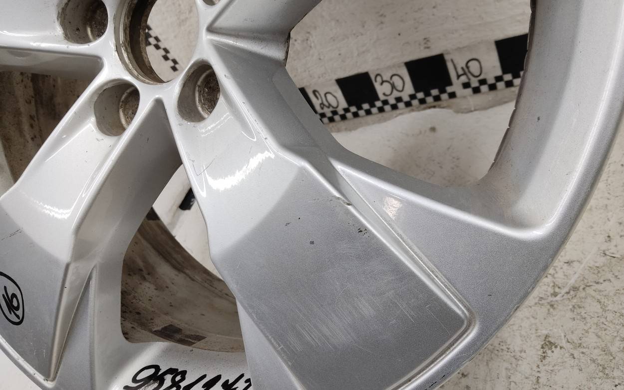 Диск колесный литой легкий сплав