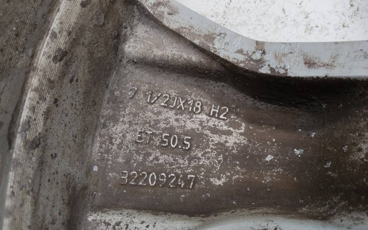 Диск колесный литой легкий сплав