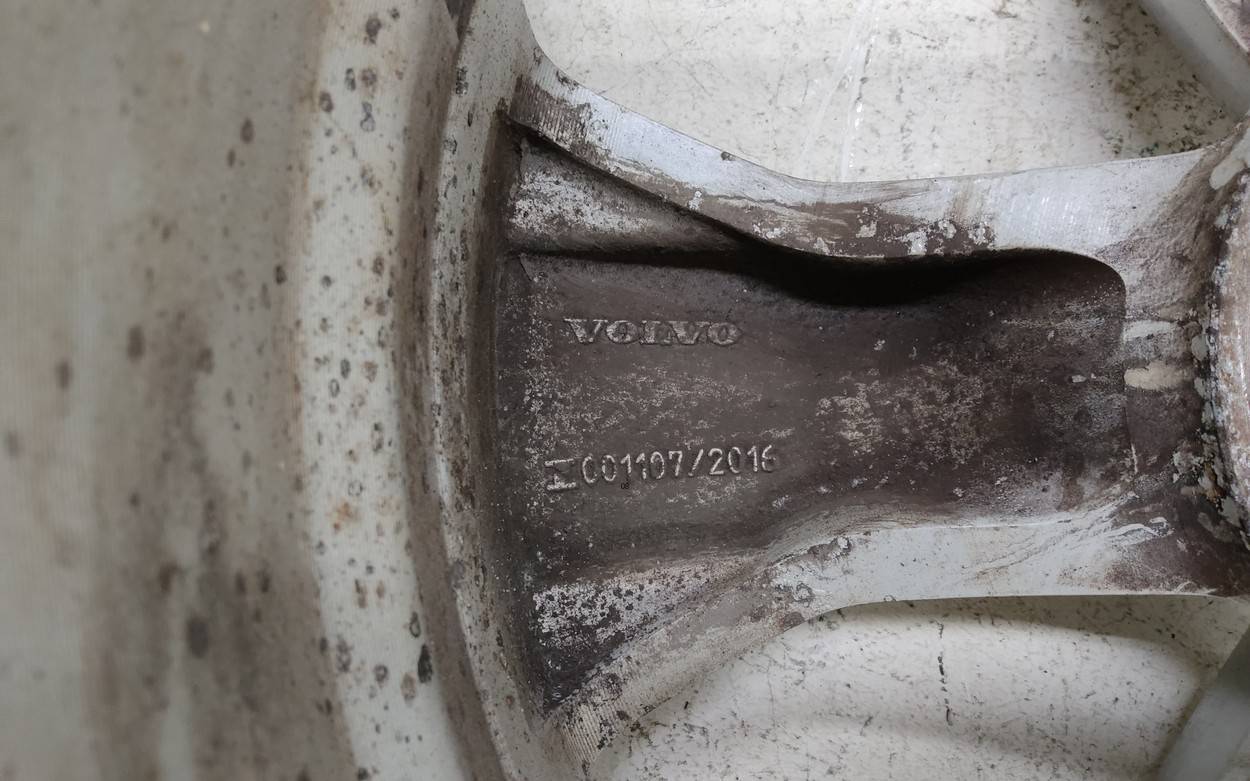 Диск колесный литой легкий сплав