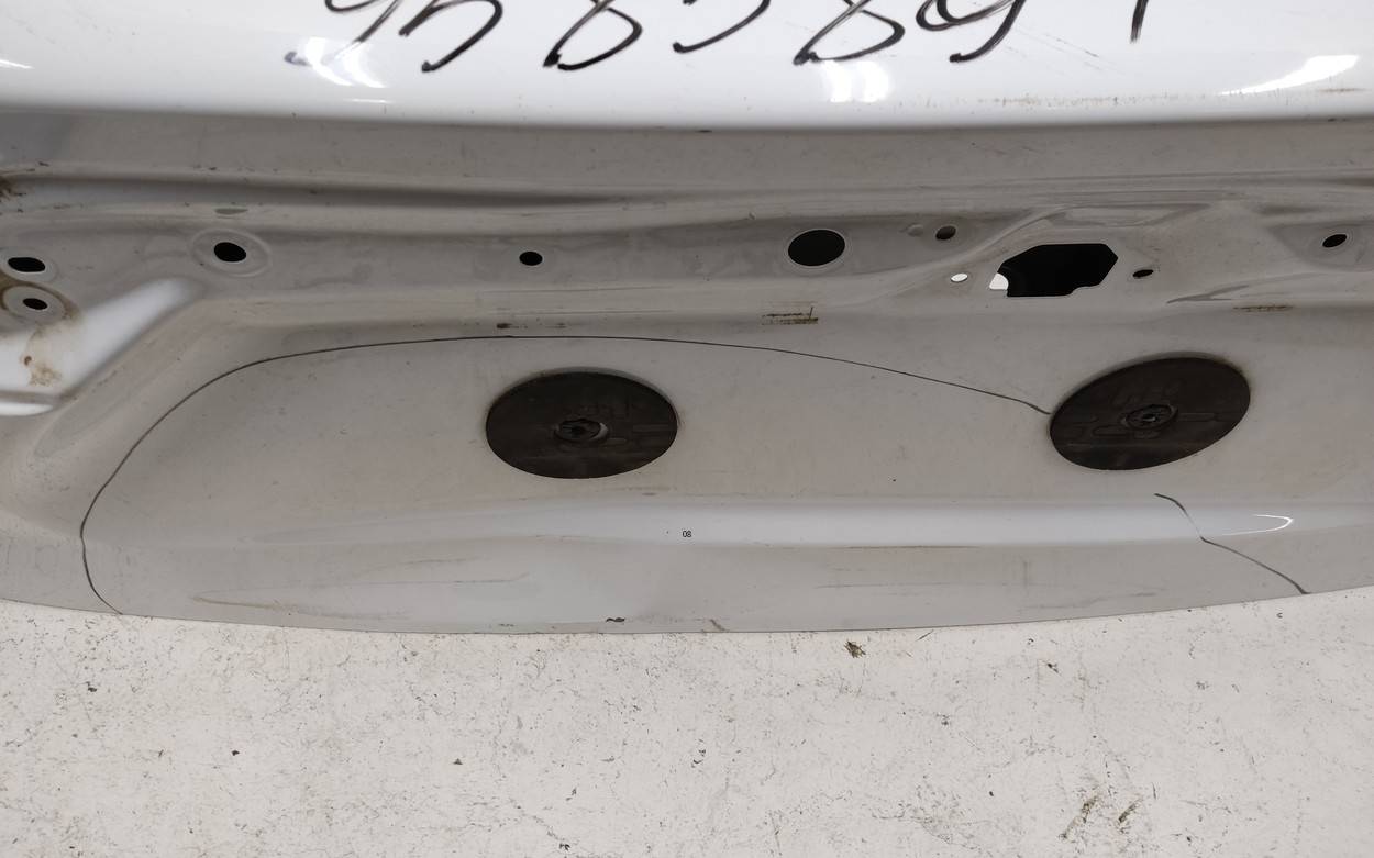 Крышка багажника