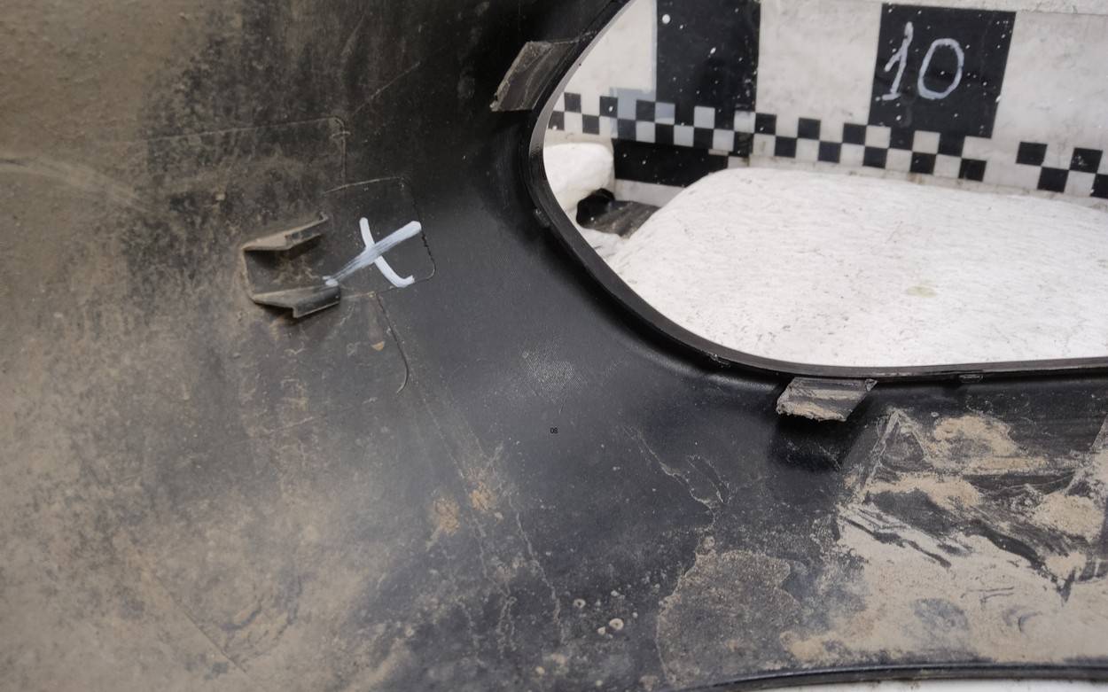 Бампер задний