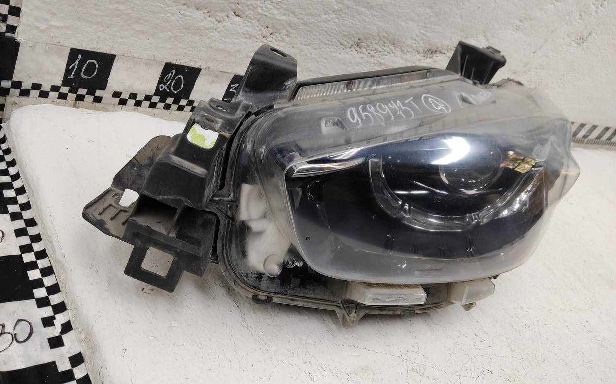 Фара левая