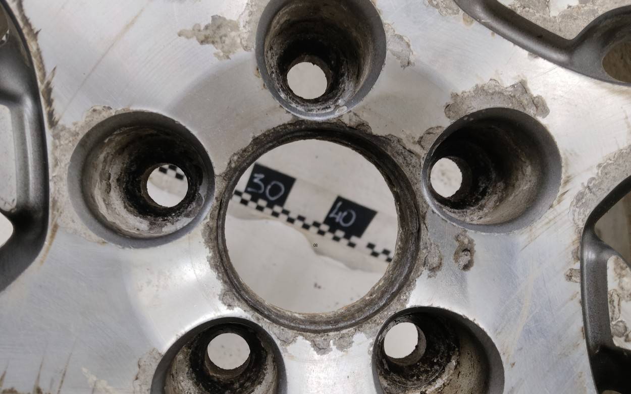 Диск колесный литой легкий сплав