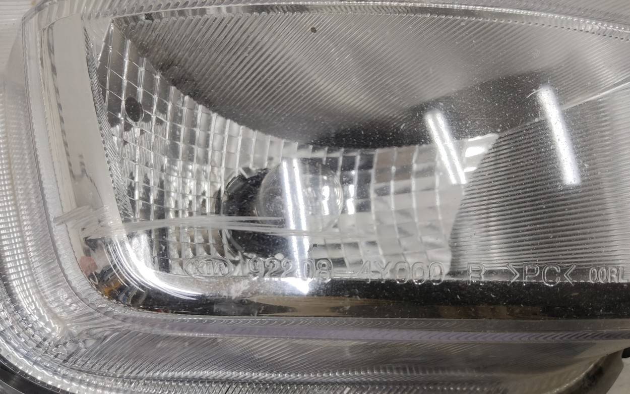 Фара противотуманная правая