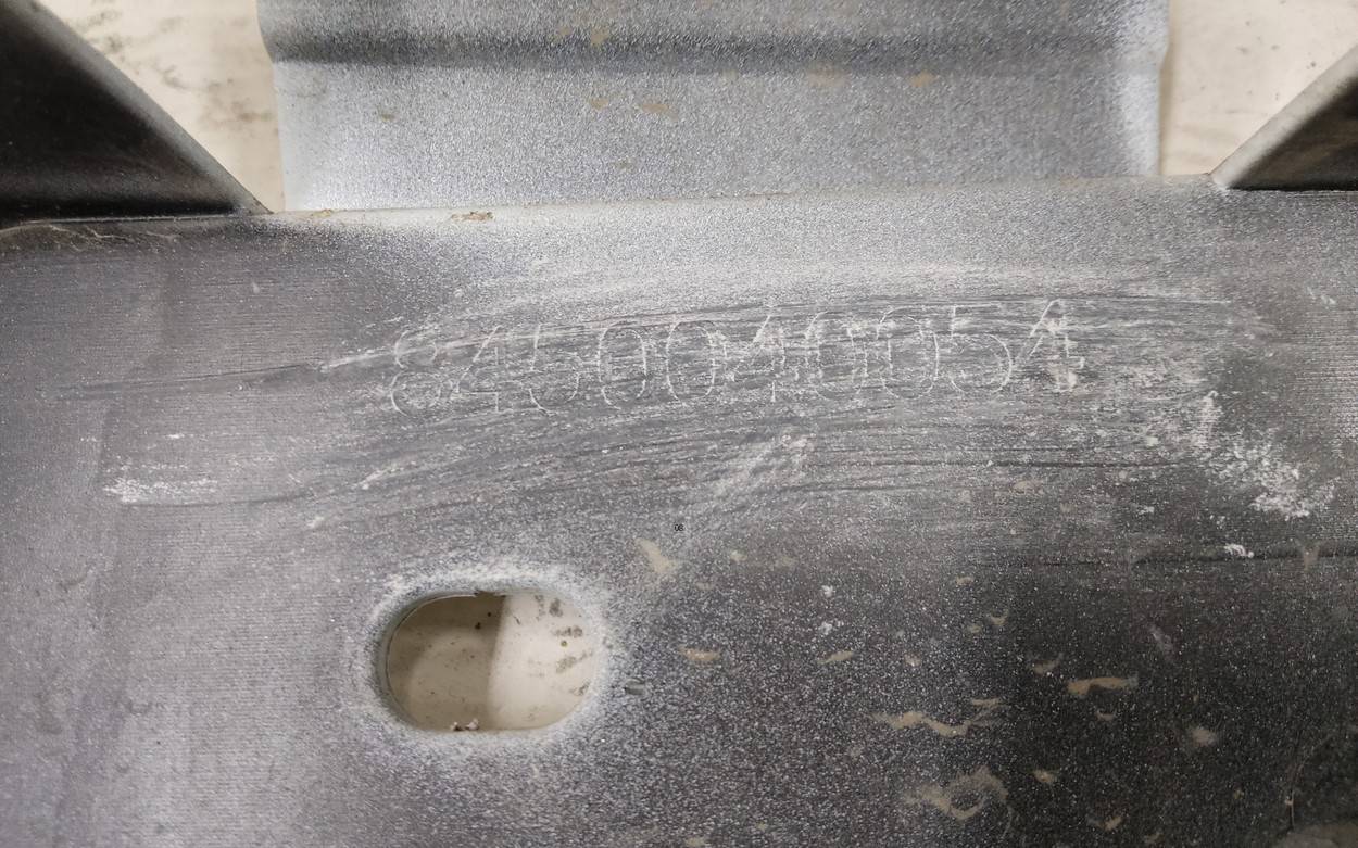 Бампер передний