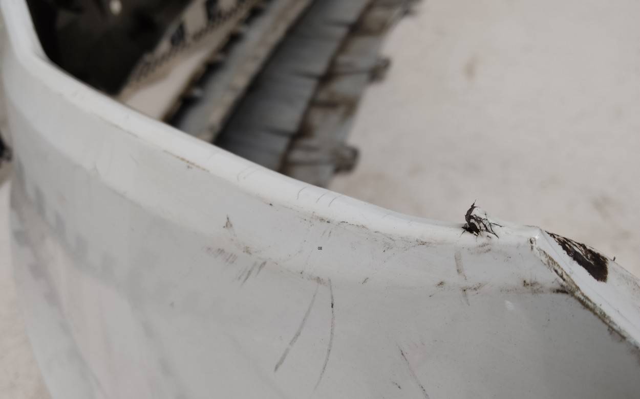 Бампер передний