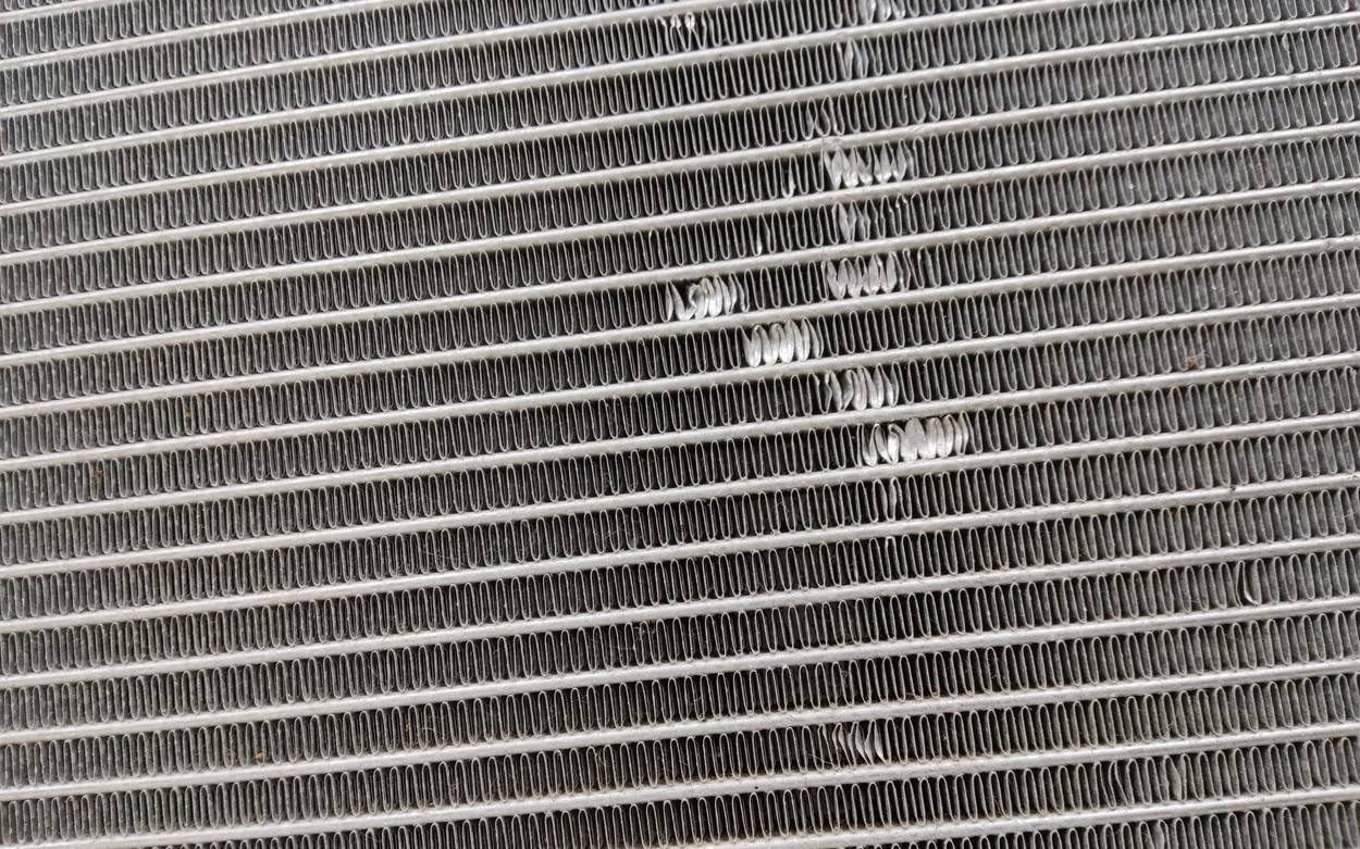 Радиатор кондиционера / конденсер