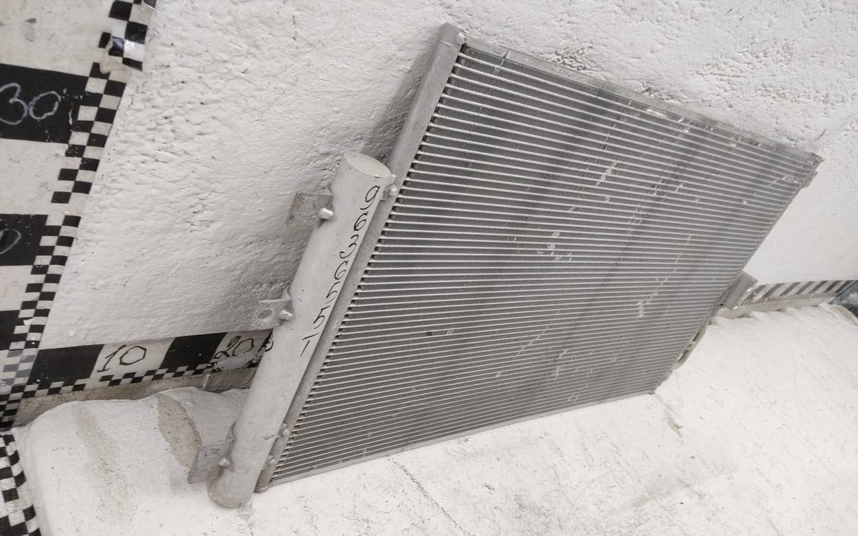 Радиатор кондиционера / конденсер