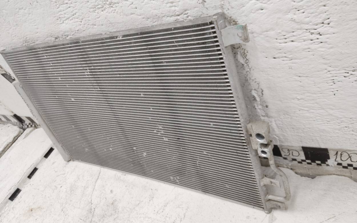 Радиатор кондиционера / конденсер