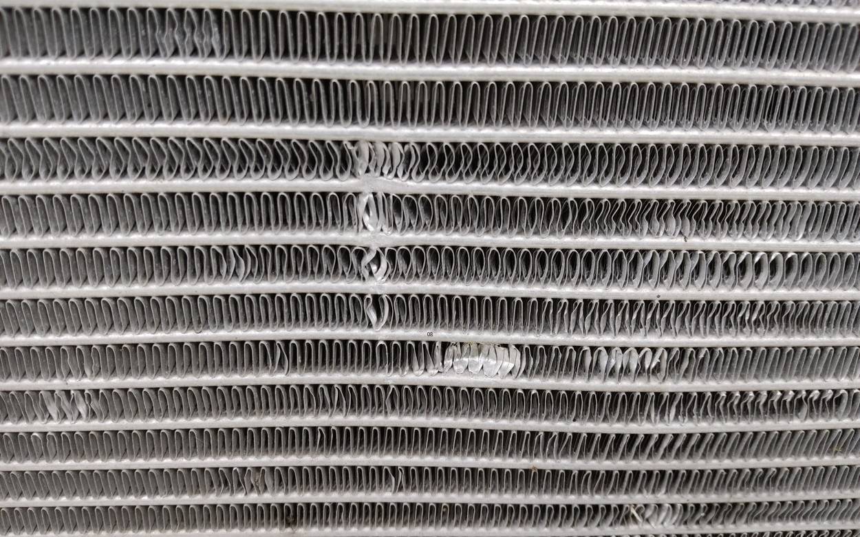 Радиатор кондиционера / конденсер