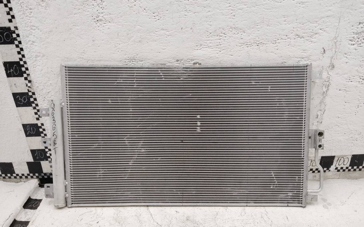Радиатор кондиционера / конденсер