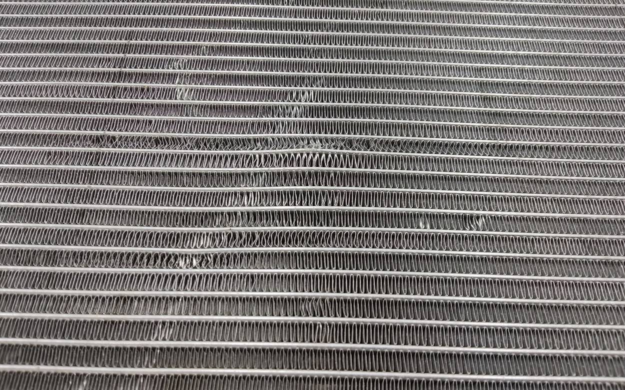 Радиатор кондиционера / конденсер