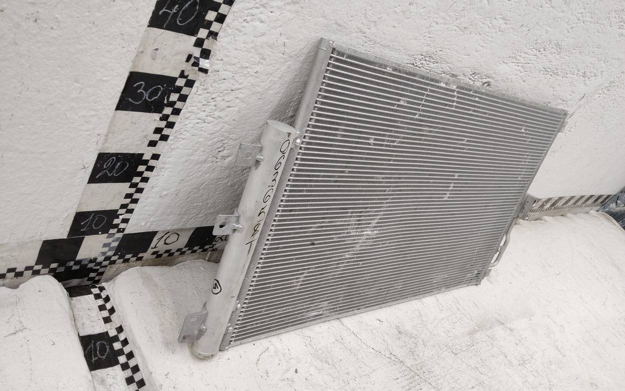 Радиатор кондиционера / конденсер