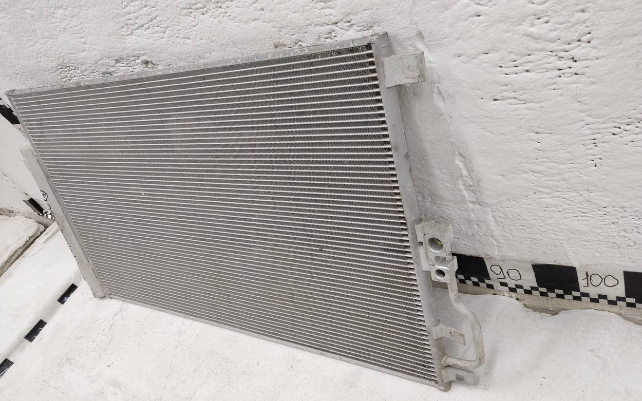 Радиатор кондиционера / конденсер