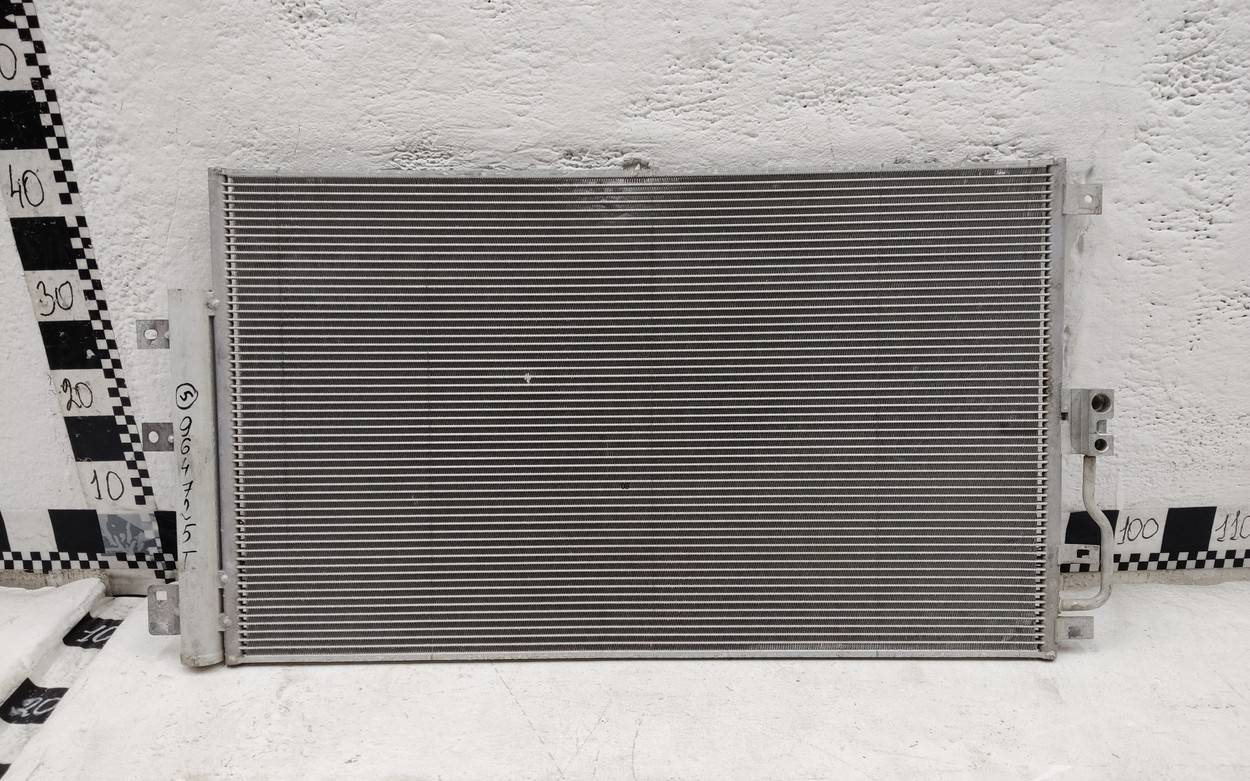 Радиатор кондиционера / конденсер
