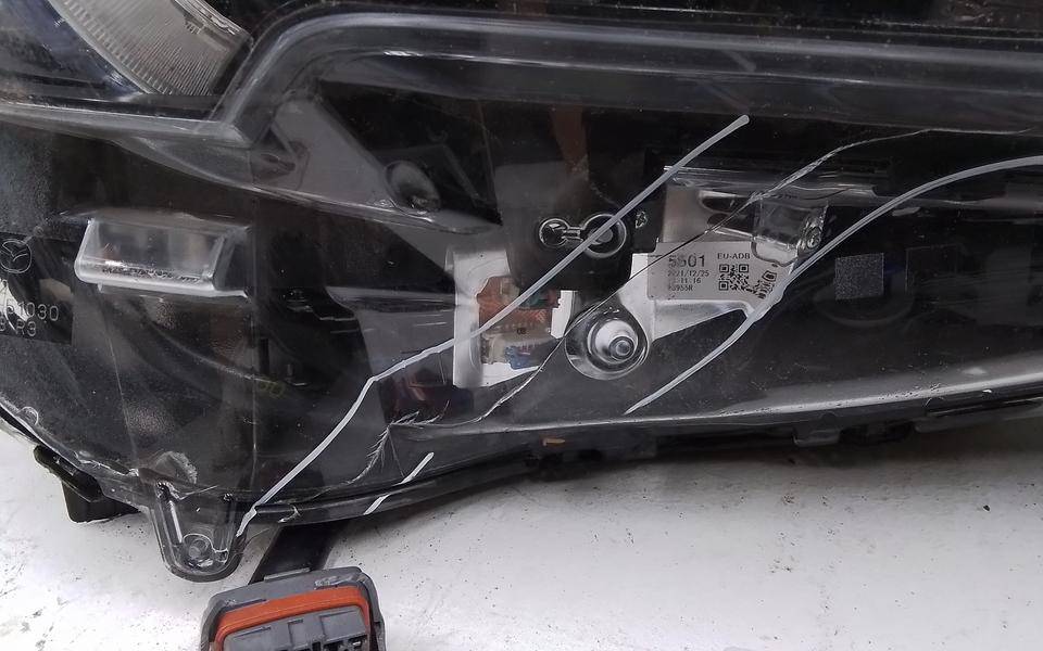 Фара правая