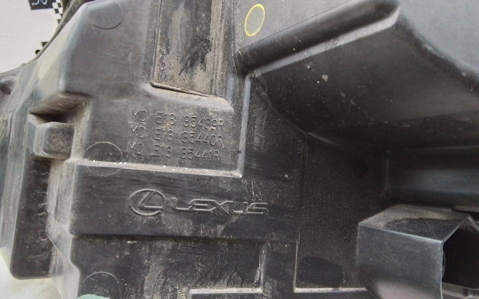 Фара правая