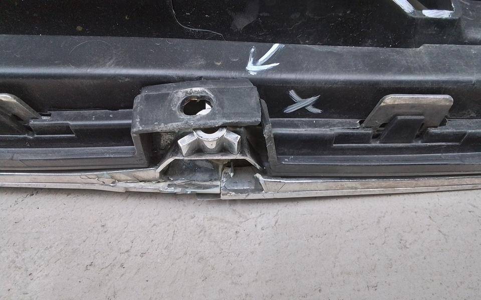 Решетка радиатора