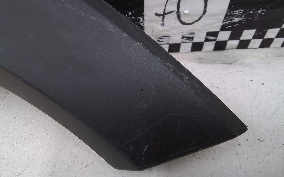 Накладка двери задней левой