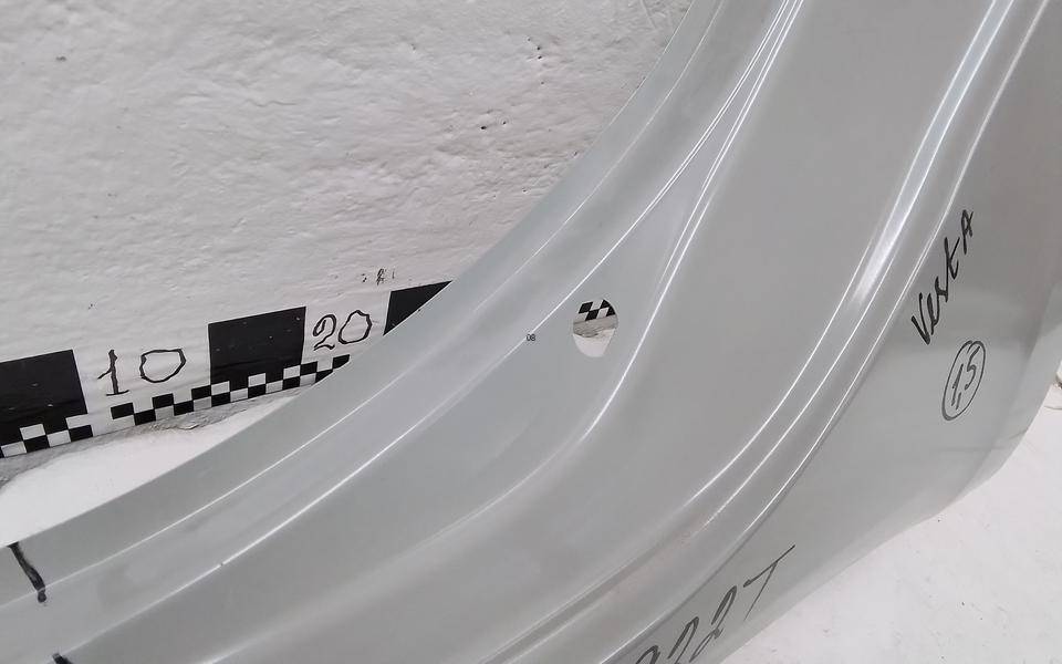 Кузовной элемент