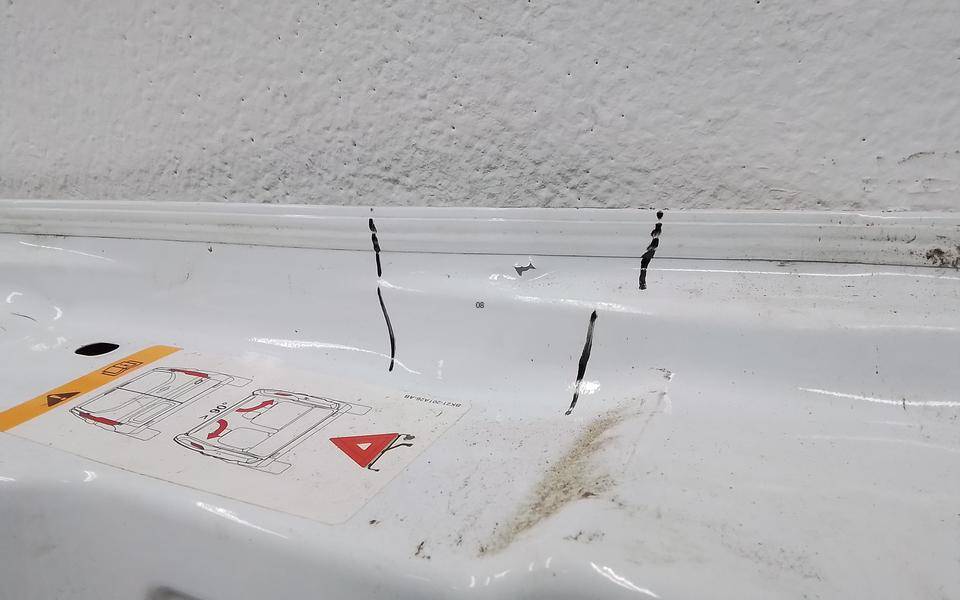 Дверь задняя правая