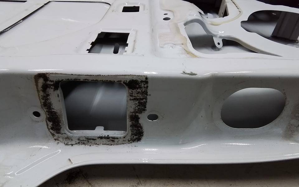 Дверь задняя правая