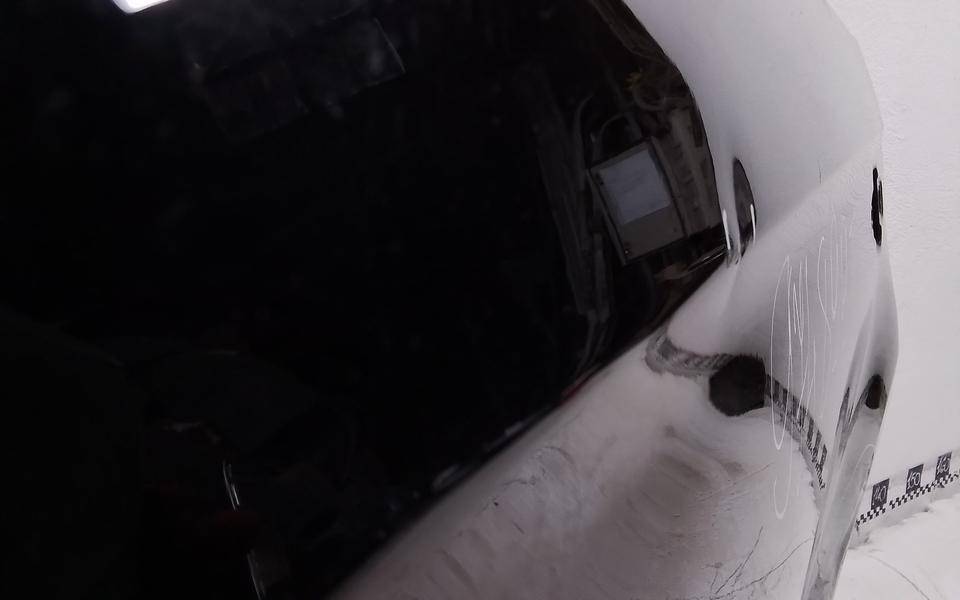 Дверь задняя левая