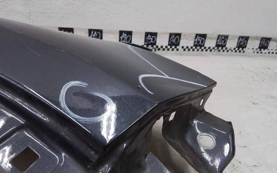 Крыло переднее правое