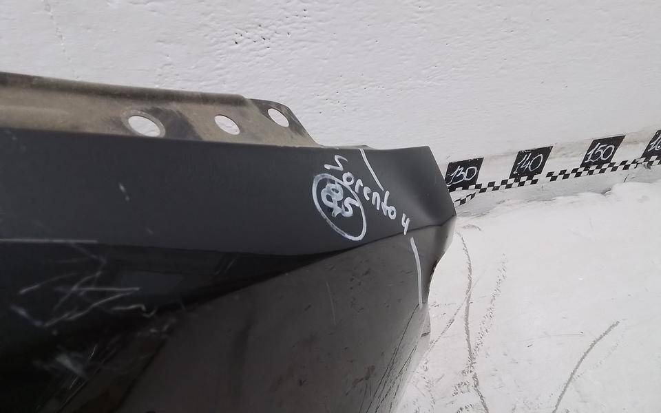 Крыло переднее правое