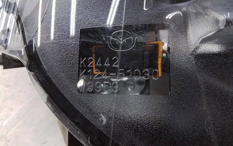 Фара правая