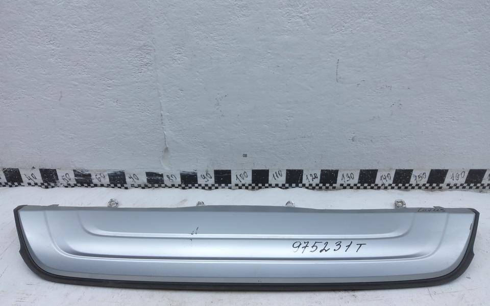 Накладка заднего бампера