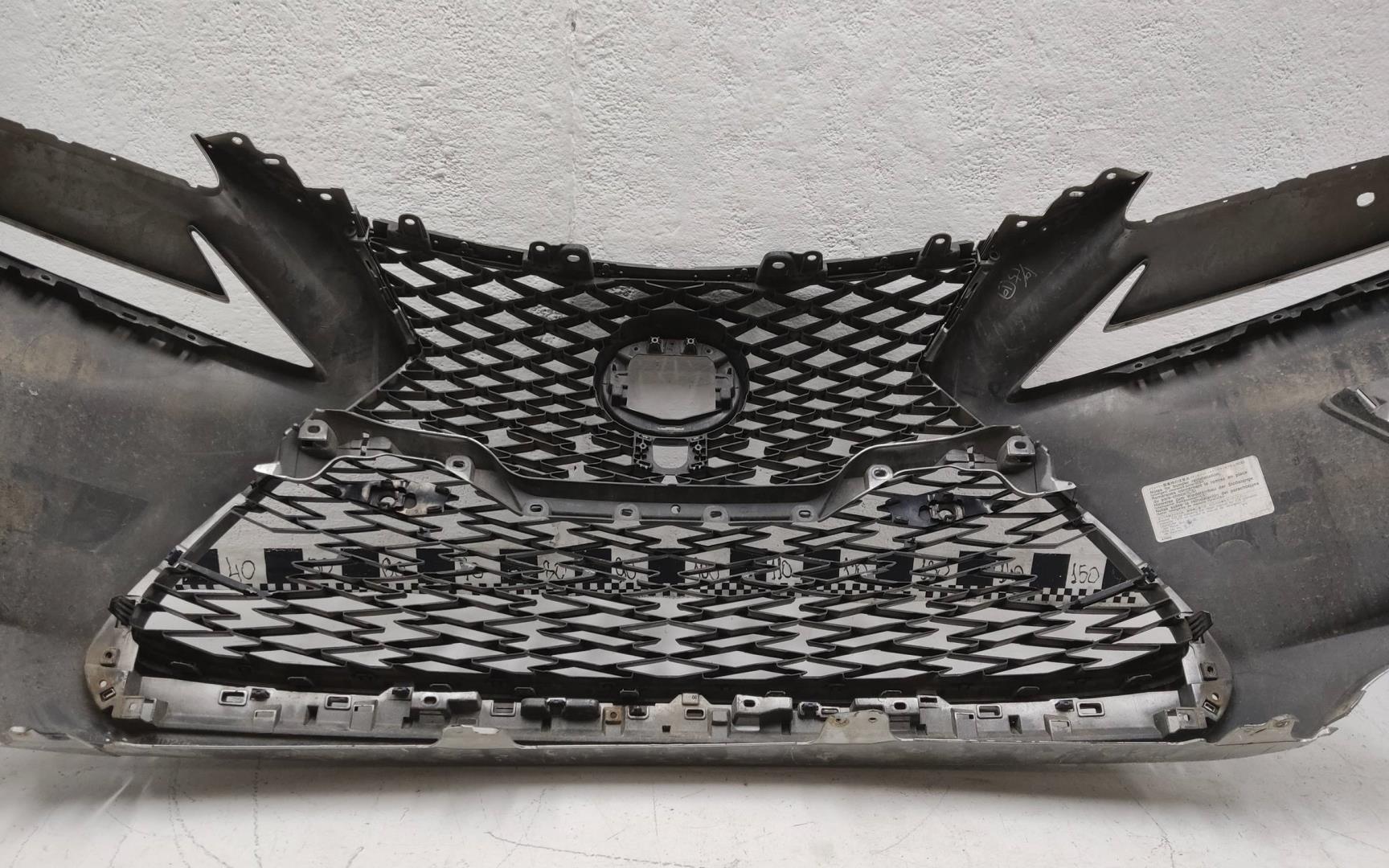 Бампер передний